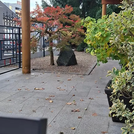 Apartma Z Dvema Spalnicama In Balkonom 마리보르