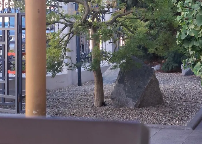 아파트 Apartma Z Dvema Spalnicama In Balkonom 마리보르